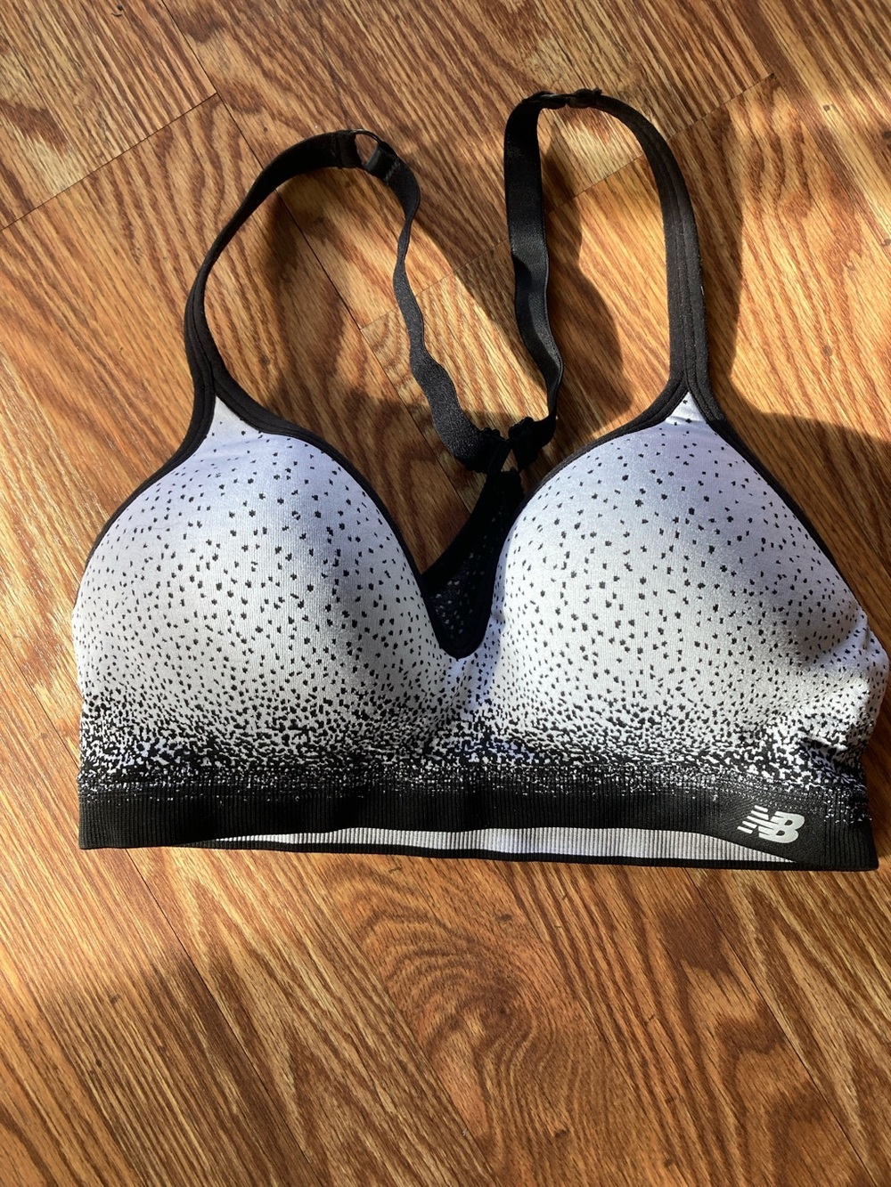 New Balance Women's Black & White Ombre Speckled Sports Bra